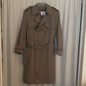 Misty Harbor original Classic Tan Trench Coat